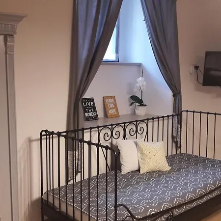 Eletteli Apartman Erlau