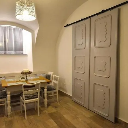 Apartment Eletteli Apartman Erlau